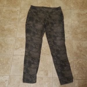 Camo pants
